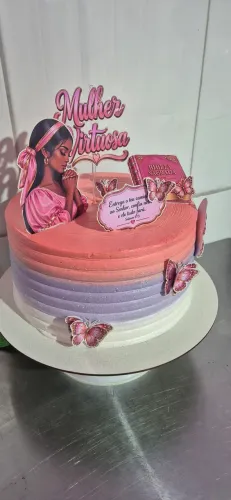 Trabalho com produção de bolos doces salgados fritos e assados, para festas e laches