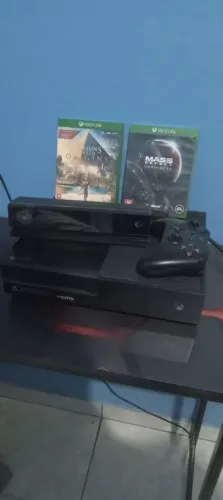 Xbox One 500GB Completo + Kinect + Controle + 2 Jogos Originais