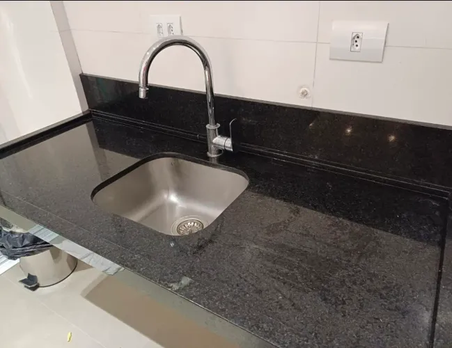 Pia para cozinha em mármore São Gabriel