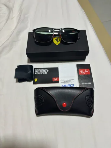 ÓCULOS RAY-BAN SCUDERIA FERRARI