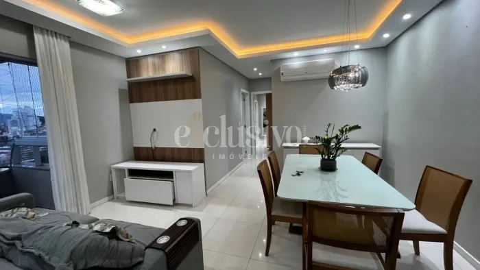 Apartamento 2 quartos em frente ao Colégio Nossa Senhora de Fátima