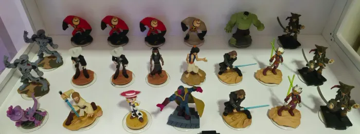 Figuras interativas Disney Infinity 1.0 2.0 3.0 Playstation Xbox Nintendo