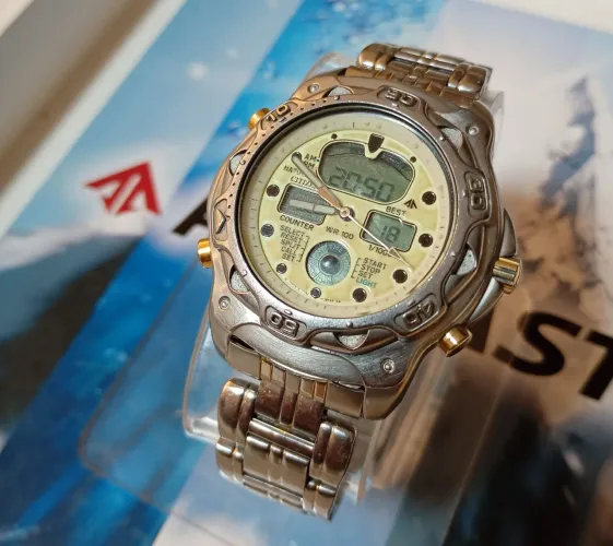 Relógio Citizen Promaster C201 Race Time Natulite