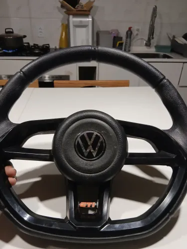 Vendo volante esportivo