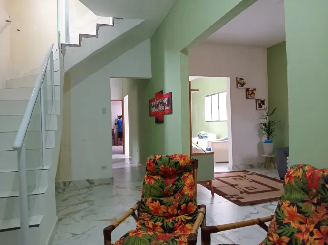 Ampla casa/sobrado em praia grande para venda ou troca, direto com o proprietário!.