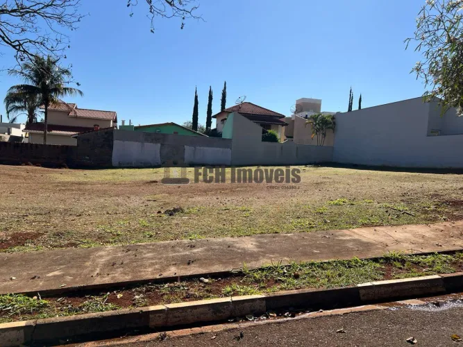 Terreno no Condomínio Portal dos Pássaros em Boituva