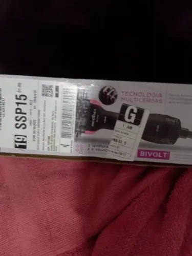Escova secadora 3em1nova na caixa