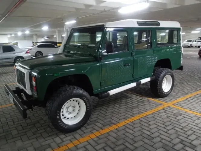 Land Rover Defender 110 TDI SW Diesel 2005