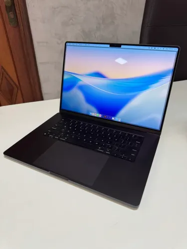 Apple MacBook Pro M3 16 polegadas 18gb ram 512gb