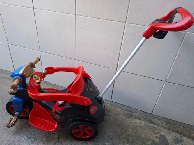 Carro de beber (tri círculo infantil)