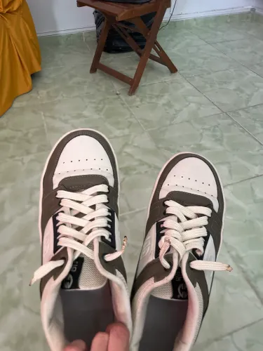 Tênis Originals