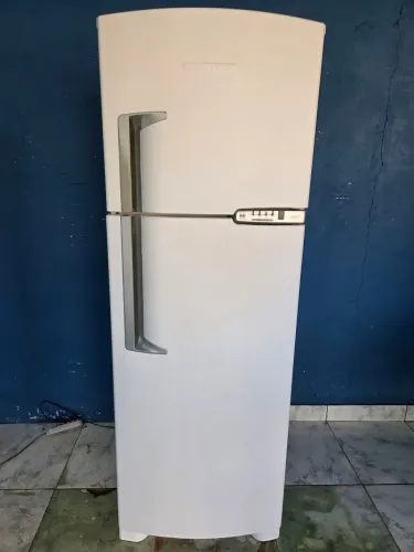 Vendo geladeira Brastemp