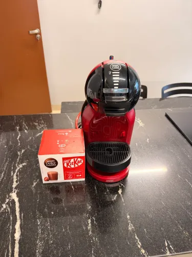 Vendo cafeteira dolce gusto
