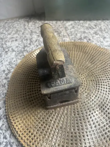 FRRO DE PASSAR DE BRASA RELÍQUIA