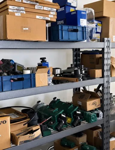 Peças Volvo Penta D6 e D4 Novas e Seminovas 