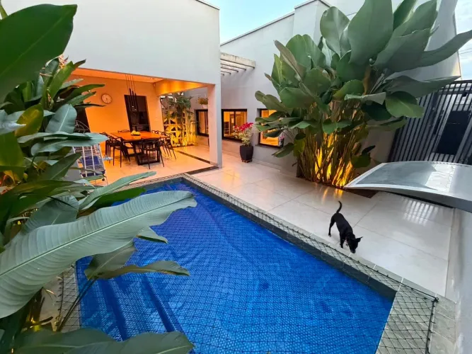 Casa à venda no bairro Lidice em Uberlândia/MG