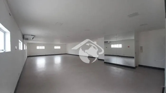 Ponto Comercial com salão amplo na Galeria Manary, para alugar, 200 m² por R$ 7.800/mês -