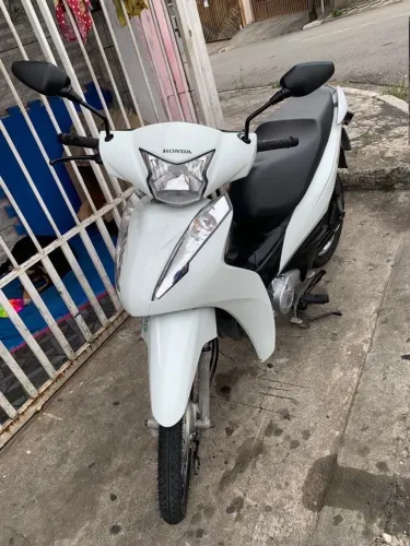 Vende-se Biz 110i