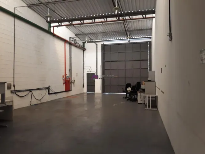 Galpão comercial para venda no Cambuci, 805 m² de AC ? Excelente oportunidade para investi