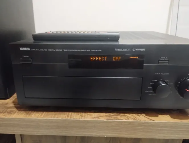 AMPLIFICADOR YAMAHA DSP A 3090