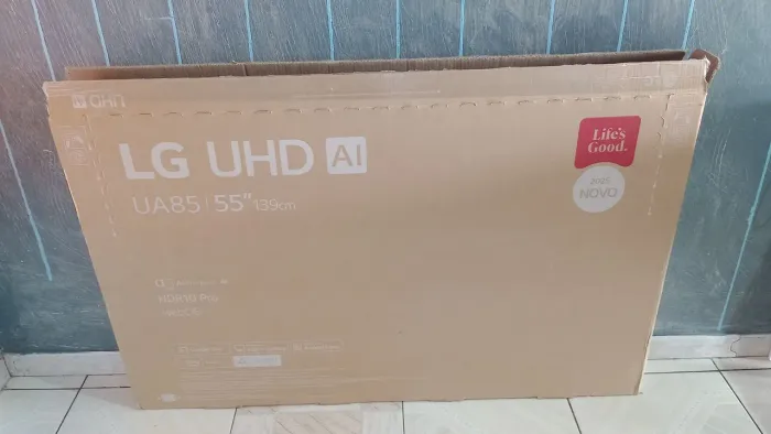 Caixa de tv de 55 polegadas