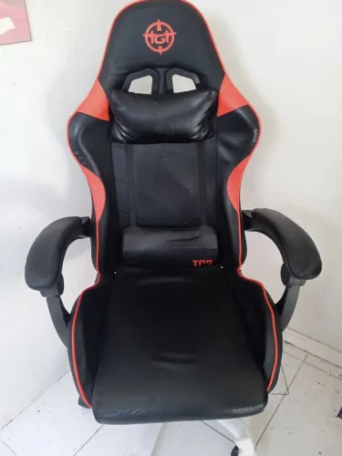 Cadeira Gamer Semi nova