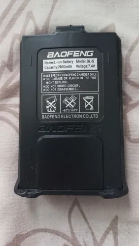 Bateria Li-ion 2.800mAh de 7.4V Baofeng 5R e 5RA