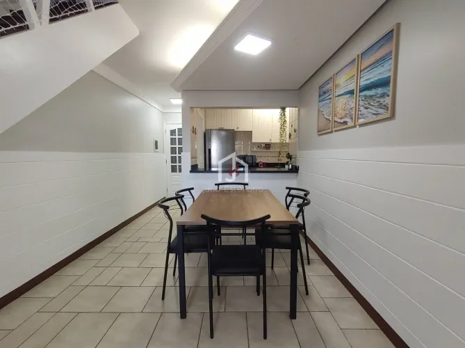 Cobertura Duplex com 3 dormitórios sendo 2 suítes na Praia Grande em Ubatuba