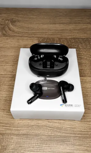 Fone de Ouvido Sem Fio Lenovo LE257 - TWS - Com Microfone - Novo