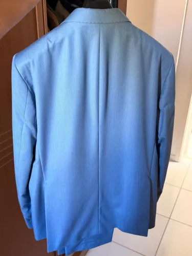 Vendo Ternos Novos