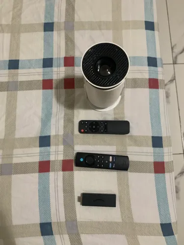Projetor hy 300 a com Fire stick lite