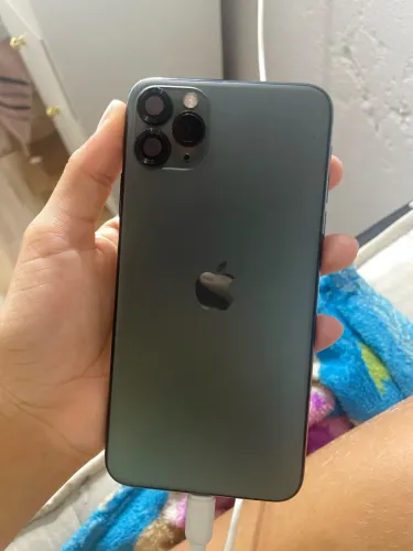 Iphone 11 Pro Max, 256gb, 6 meses de garantia ?