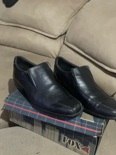 Par de sapatos sociais 
