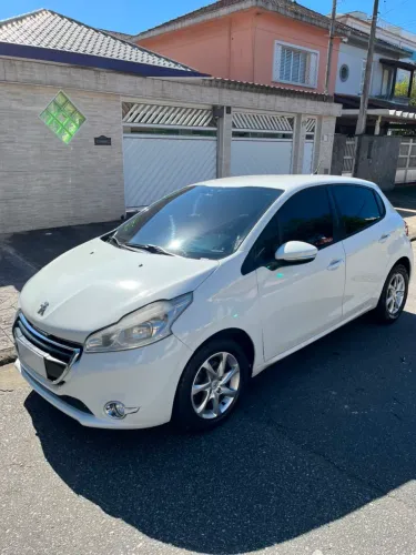 Peugeot 208 Active Pack 1.6 Flex 16V 5P Aut. 2015