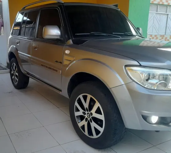 Mitsubishi Pajero TR4 2.0/ 2.0 Flex 16V 4X4 Aut. 2012