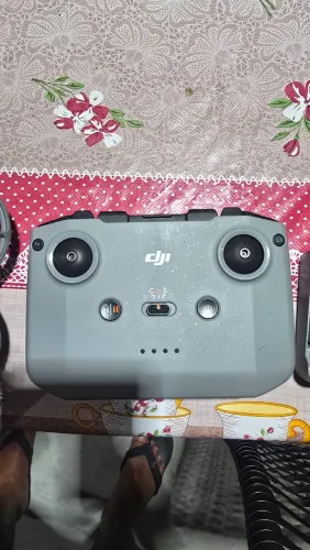 Vendo ou troco drone neo 2 dji novo chama no zap *a no zap *