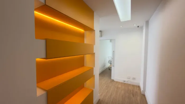 Conjunto comercial para venda e locação em Vila Nova Conceição, 60m²