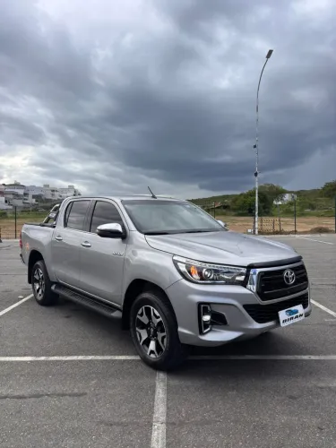 Toyota Hilux CD SRX 4X4 2.8 TDI 16V Diesel Aut. 2020