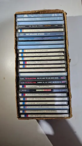 Cds raros Beatles e Rolling Stones (vendo coleção ou avulso)