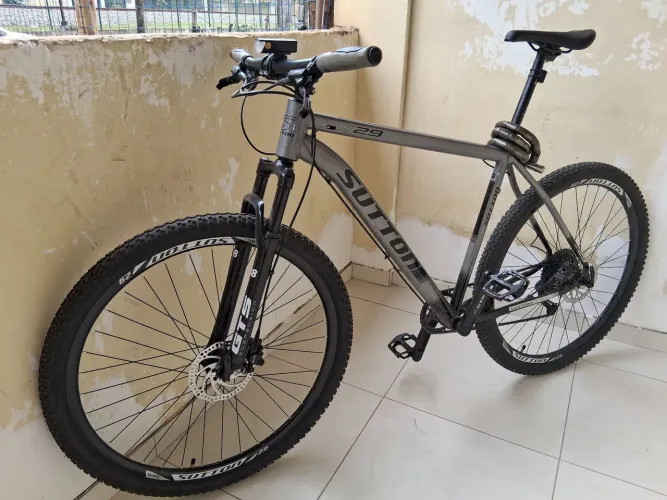 Bicicleta Sutton Husty Aro 29 Câmbio 1-9 Shimano