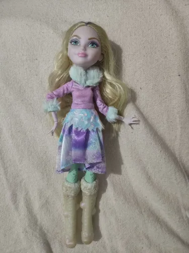 Crystal ever after high