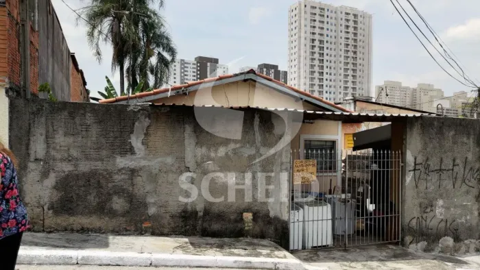Terreno de 400 mts sendo 10 de frente por 40 mts de fundos