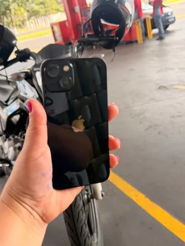 iPhone 13 impecável todo original