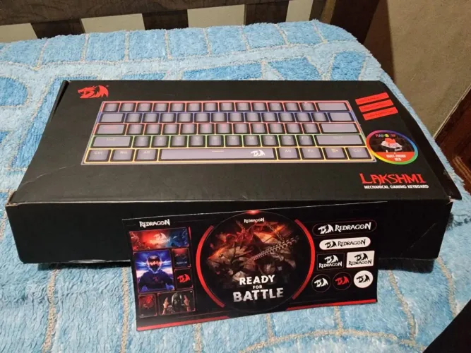 Teclado Mecânico Redragon Lakshmi RGB Switch Vermelho - 2 Meses de Uso, Completo na Caixa