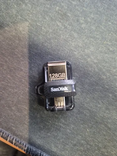 Pen Drive SanDisk Ultra Dual Drive m3.0 128GB USB 3.0 + Micro USB OTG (2 entradas)