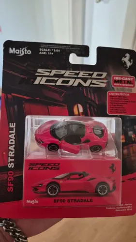 Maisto Speed Icons Ferrari SF90 Stradale Novo Lacrado
