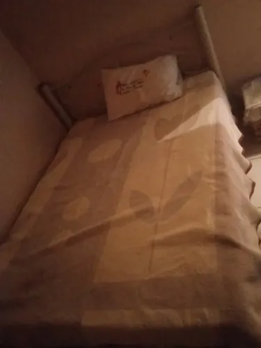 Cama de casal com colchão