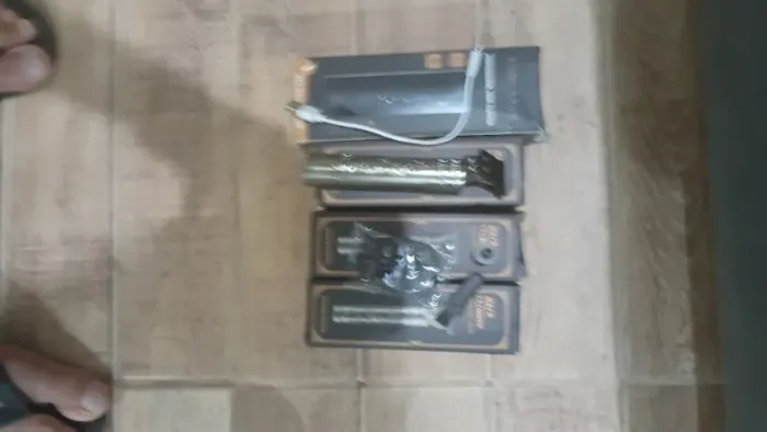 CORTADOR DE CABELO E BARBEADOR CAREGADO COM USB