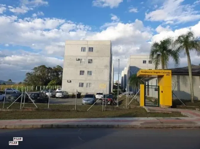 Apartamento para aluguel com 02 dormitórios no bairro Vila Floresta
