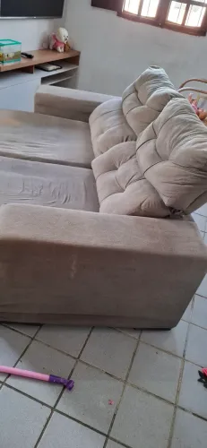 Sofá retrátil e reclinável